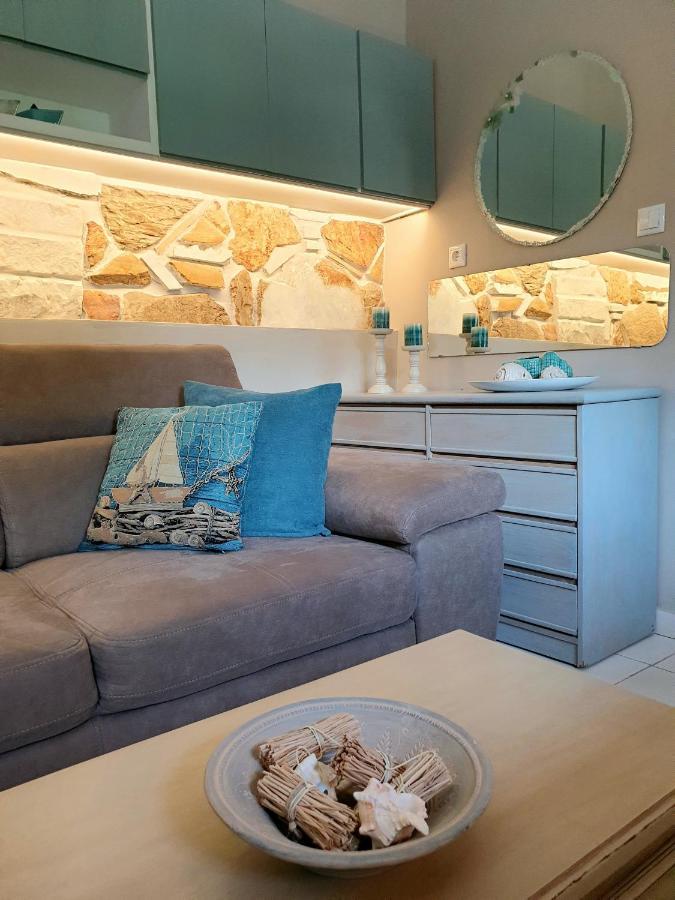 Deluxe Apartment Near The Airport Adults Only Porto Rafti Exterior photo