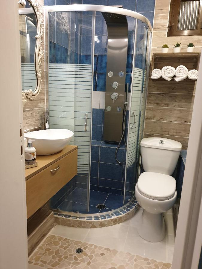 Deluxe Apartment Near The Airport Adults Only Porto Rafti Exterior photo