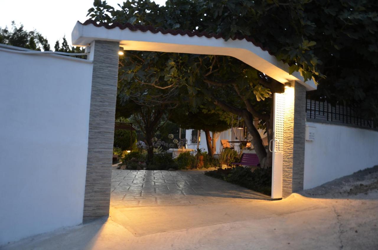 Deluxe Apartment Near The Airport Adults Only Porto Rafti Exterior photo