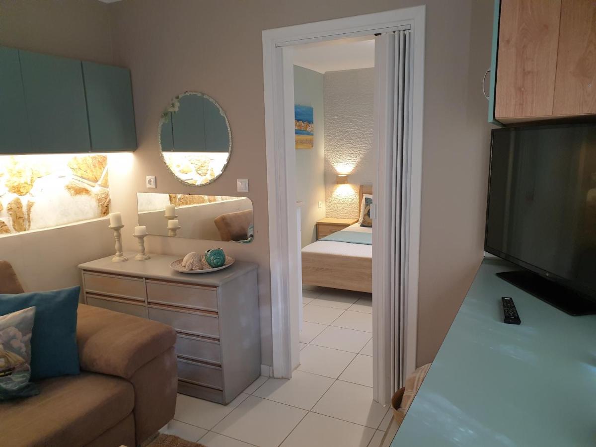 Deluxe Apartment Near The Airport Adults Only Porto Rafti Exterior photo